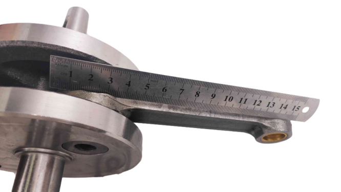 Коленвал Муравей старого образца под шпонку