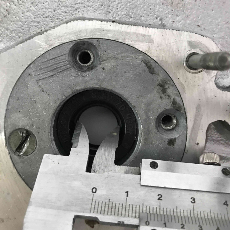 Крышка распредкоробки двигателя М-72 Урал