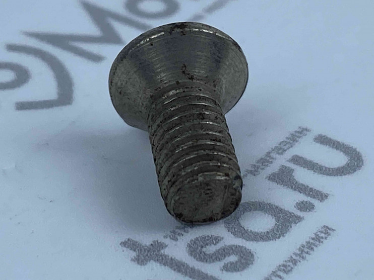 Винт Ветерок М6х14 крышки картера