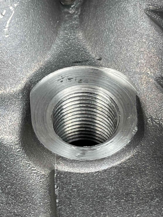 Головка цилиндра I в сборе левая 2V78F-2V78F-2A Lifan