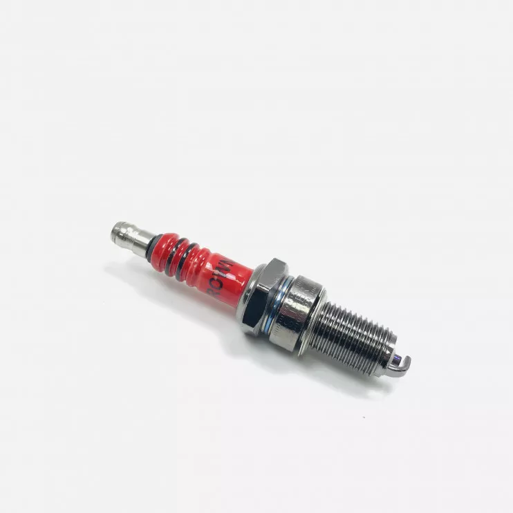 Свеча CROWN D8TC (аналог NGK DR8EA) (прим.: ERMAK, OPTIMUS, китайский Минск, Hunter)