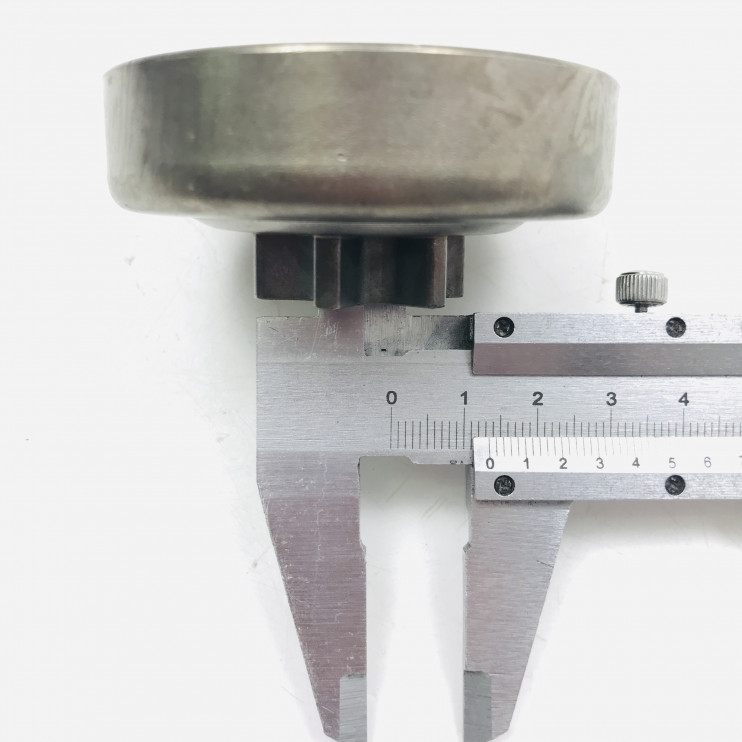 Барабан сцепления звездочка 3/8 Husqvarna 137 6 зубов 530047061