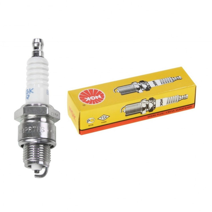 Свеча NGK BP7HS-10 7829