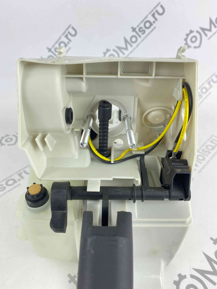 Ручка задняя бак Stihl 440