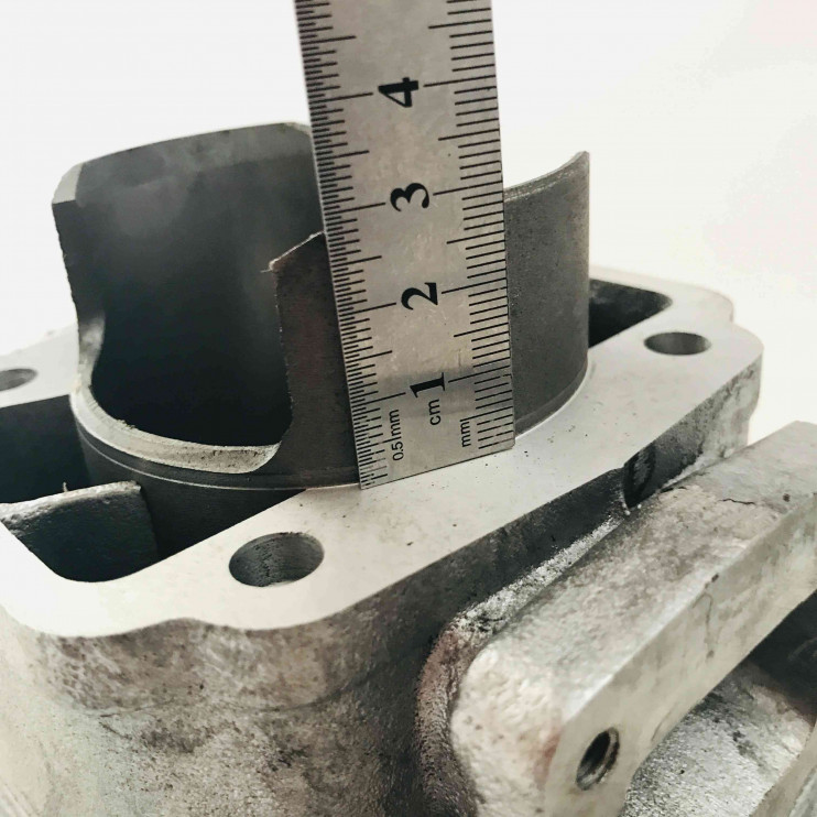 Цилиндр снегоход Рысь  440-1002032  без шпилек