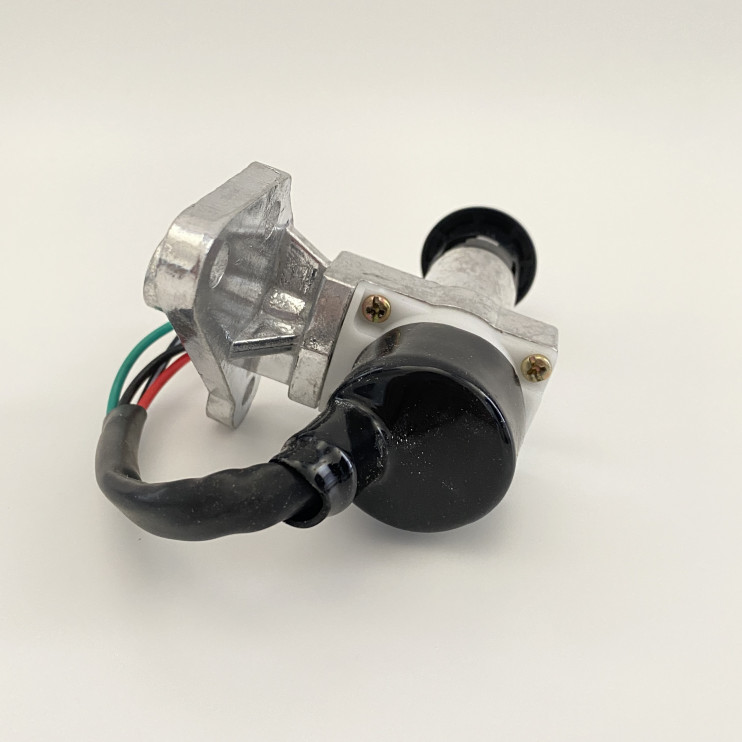 Замок зажигания FT50QT-10 (+замок бардачка+багажника)