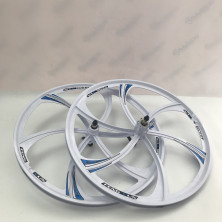 Обода 26 литые 6 лучей под трещетку белые