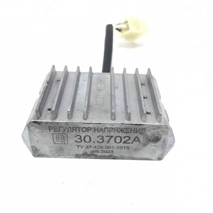Регулятор нaпряжения Бурaн 30.3702А 350Вт