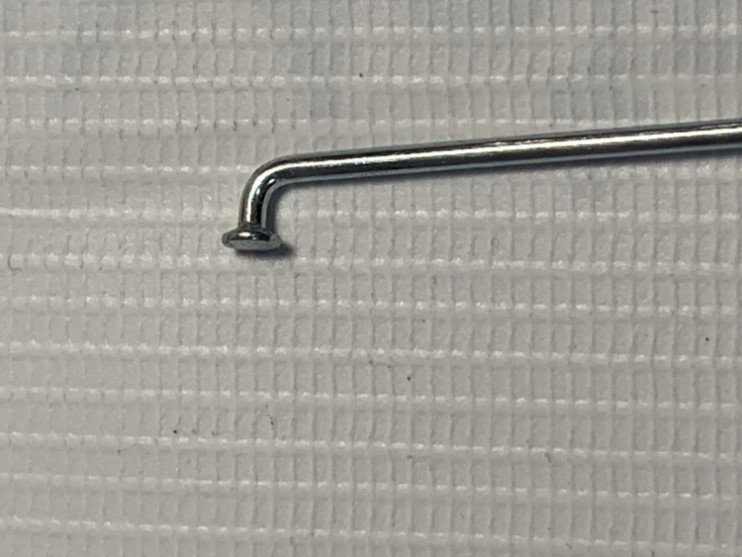 Спица вело 16 с нипелем 143 мм