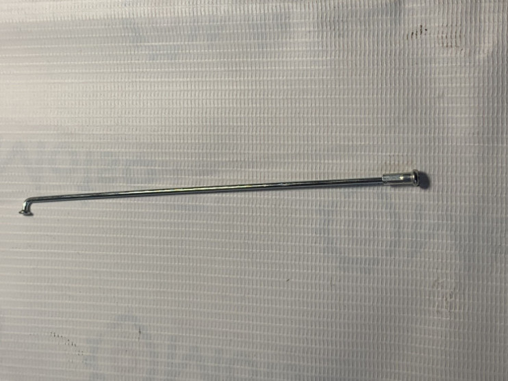 Спица вело 16 с нипелем 143 мм