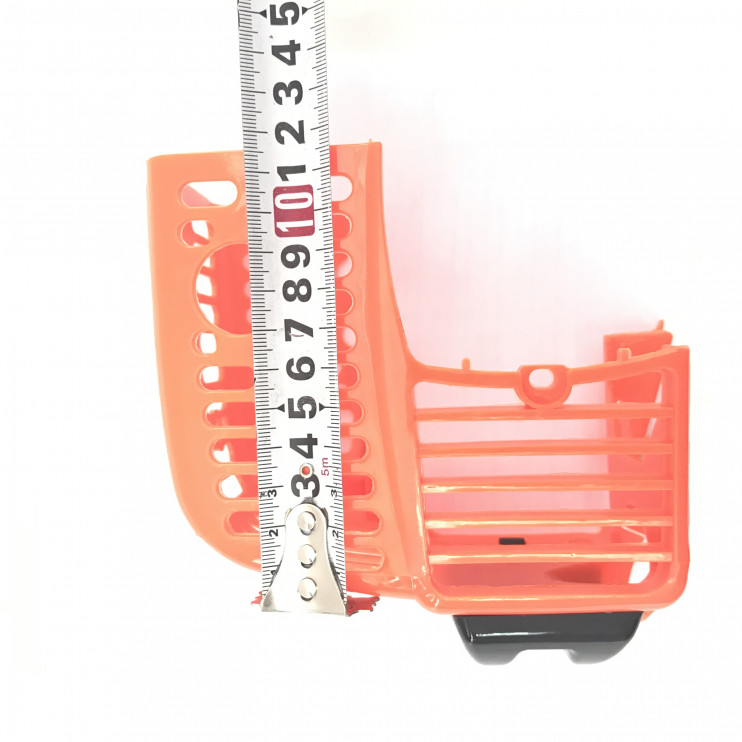 Кожух защитный цилиндра мотокосы GBC-026 дефлектор с крышкой