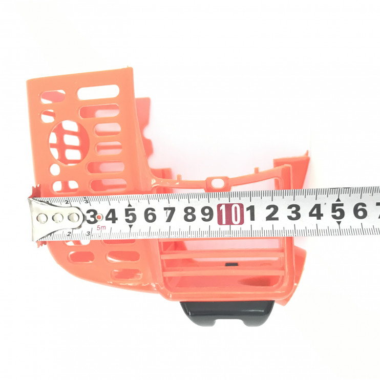 Кожух защитный цилиндра мотокосы GBC-026 дефлектор с крышкой