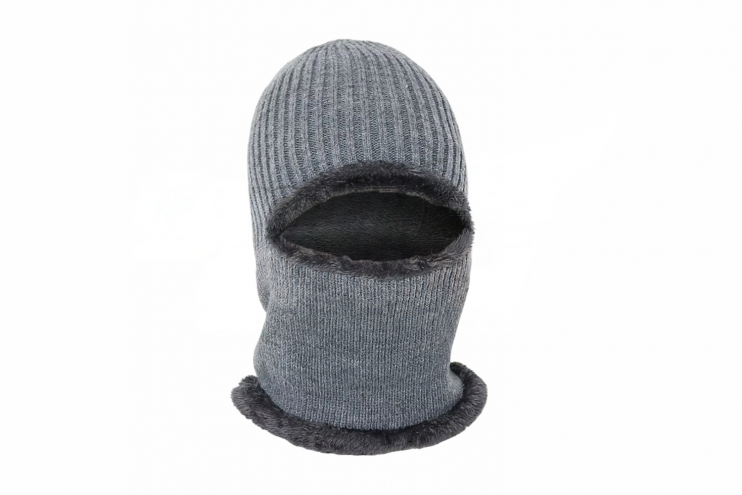 Балаклава с мехом зимняя серая