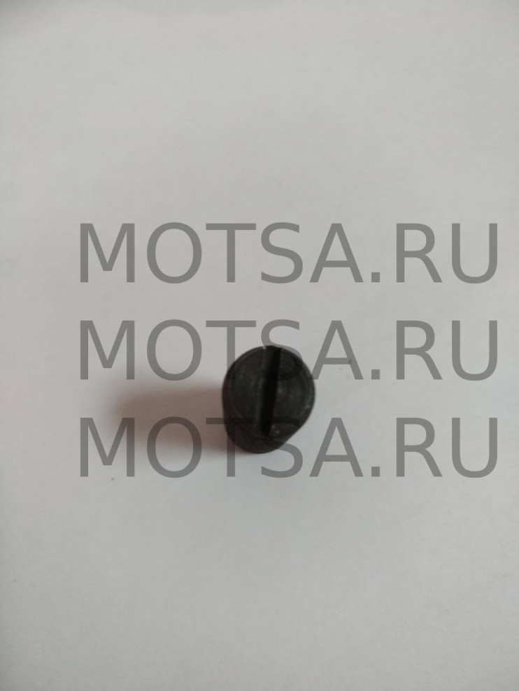 Винт регулировки зазора клапанов двигателя R190, R195