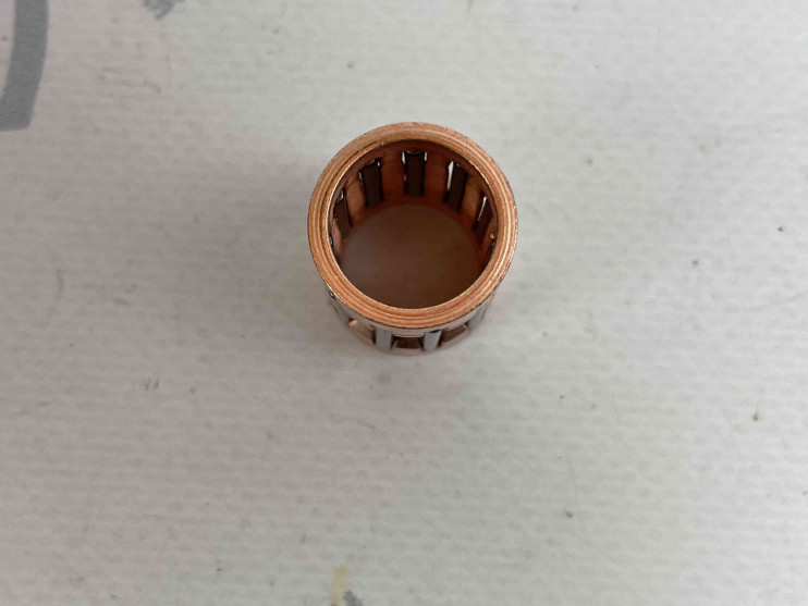 Сепаратор мотоцикл Иж Юпитер верхней головки шатуна медненый