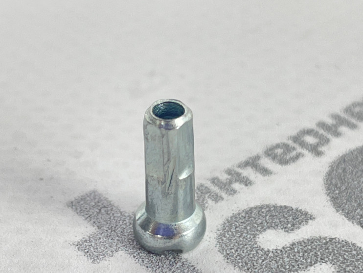 Спица 26 вело с нипелем 260 мм