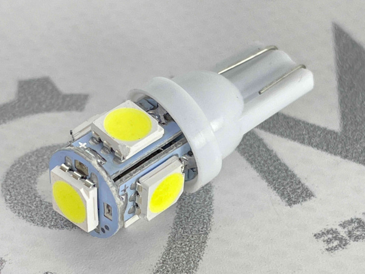 Лампа 12 В 5 светодиодов T10 без цоколя 5050SMD