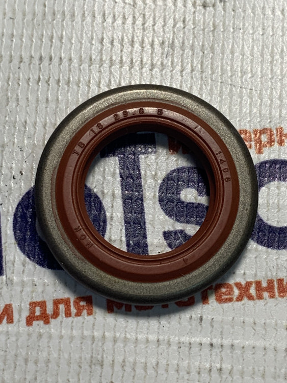 Сальник коленвала Stihl 440 18х296х53 правый