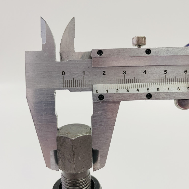 Съемник маховика Alpha,Delta,скут,моп,мотоц,длинная резьба (наруж.лев.М27*1 мм,внутр.лев.М28*1 мм,кл.19/27)