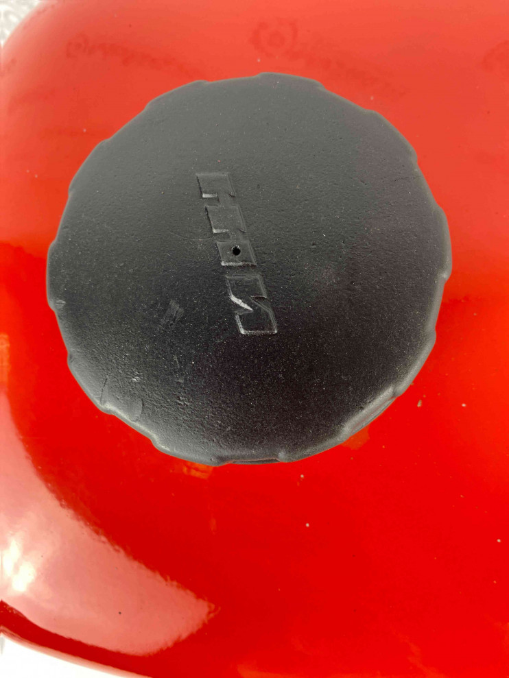 Бензобак Иж5 (реставр) с резинками, эмблемой, крышкой б/б