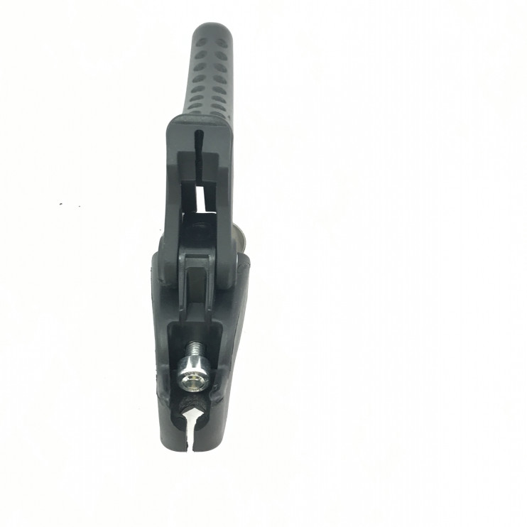 Ручка троса разблокировки пласт. НЕВА  (LABC7ROO)