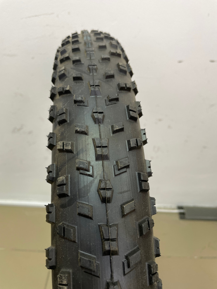 Велопокрышка 24 24-4.00 фэтбайк