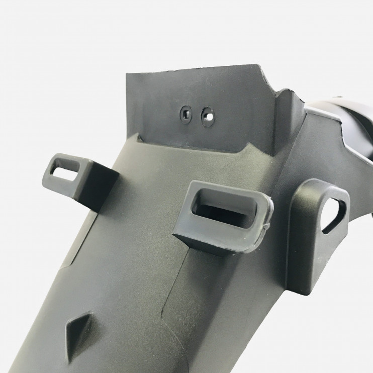 Крыло заднее Yamaha YBR 125 поворотник капелькой