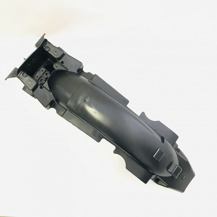 Крыло заднее Yamaha YBR 125 поворотник капелькой