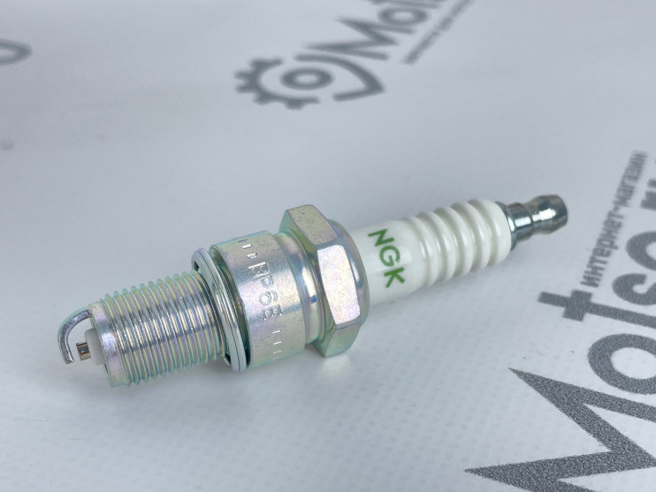 Свеча NGK BP6E оригинальная (5637/7529) (аналог А-17ДВ1)