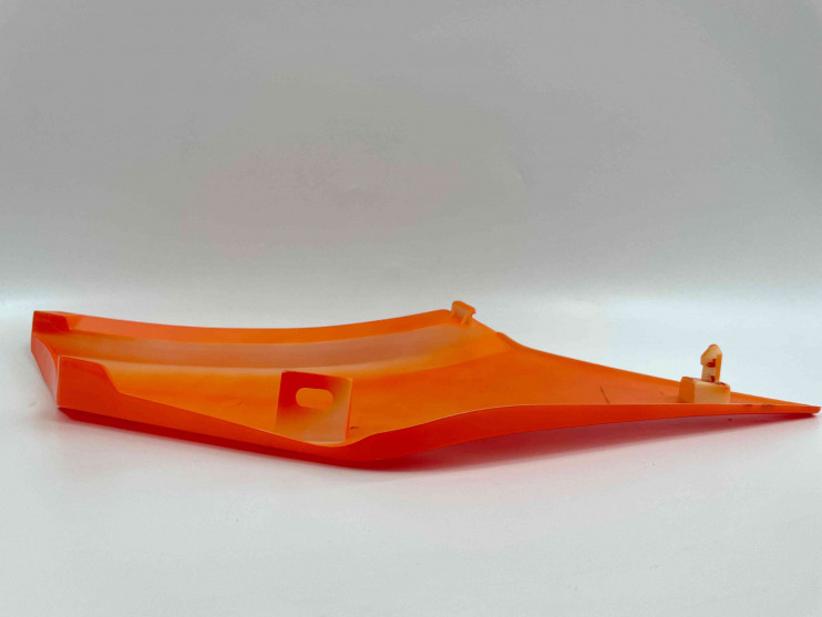 Облицовка боковая Sigma sport центральная левая верхняя оранжевая