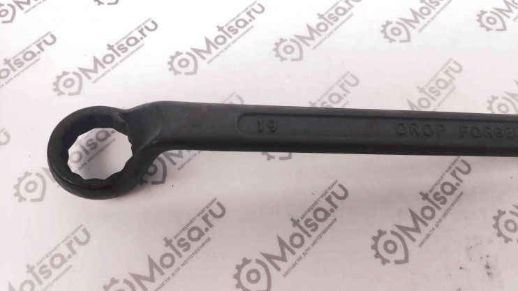 Ключ накидной изогнутый 17х19