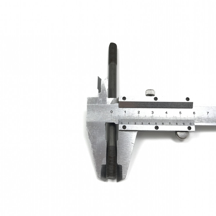 Шпилька цилиндра Восход М8х1х120