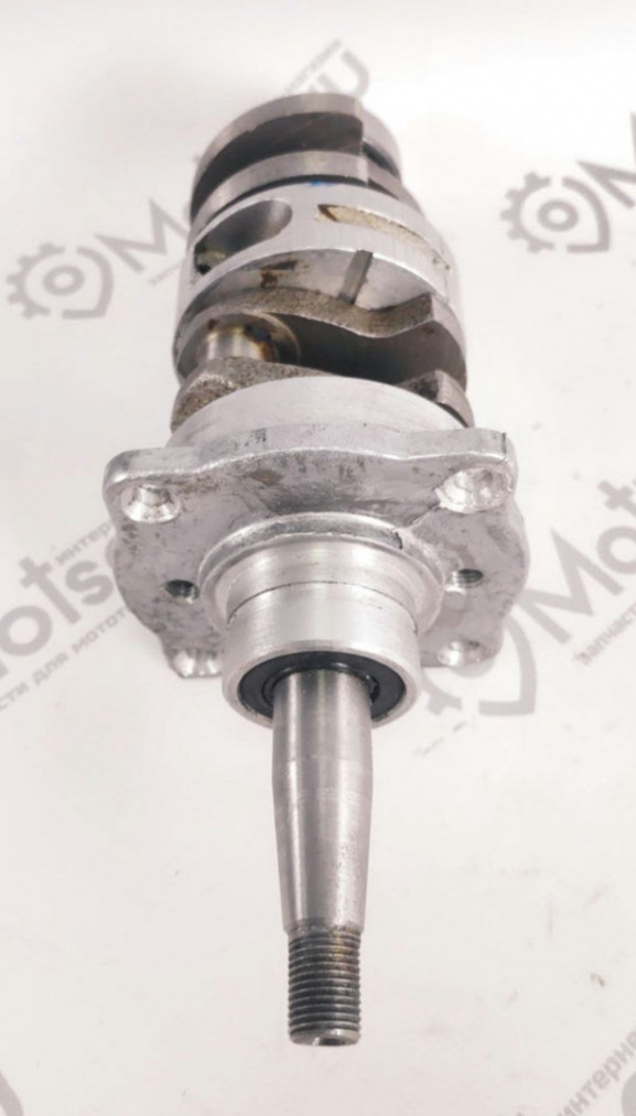 Коленвал Ветерок 8 в сборе с крышкой картера и опорой