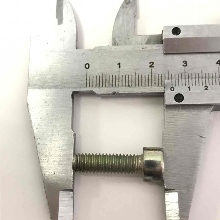 Болт крепления глушителя веломотор NR50-80