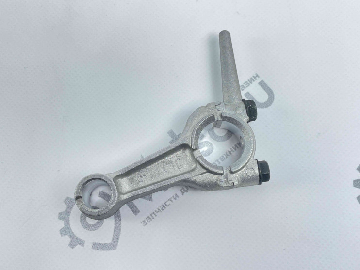 Шатун 156F в сборе