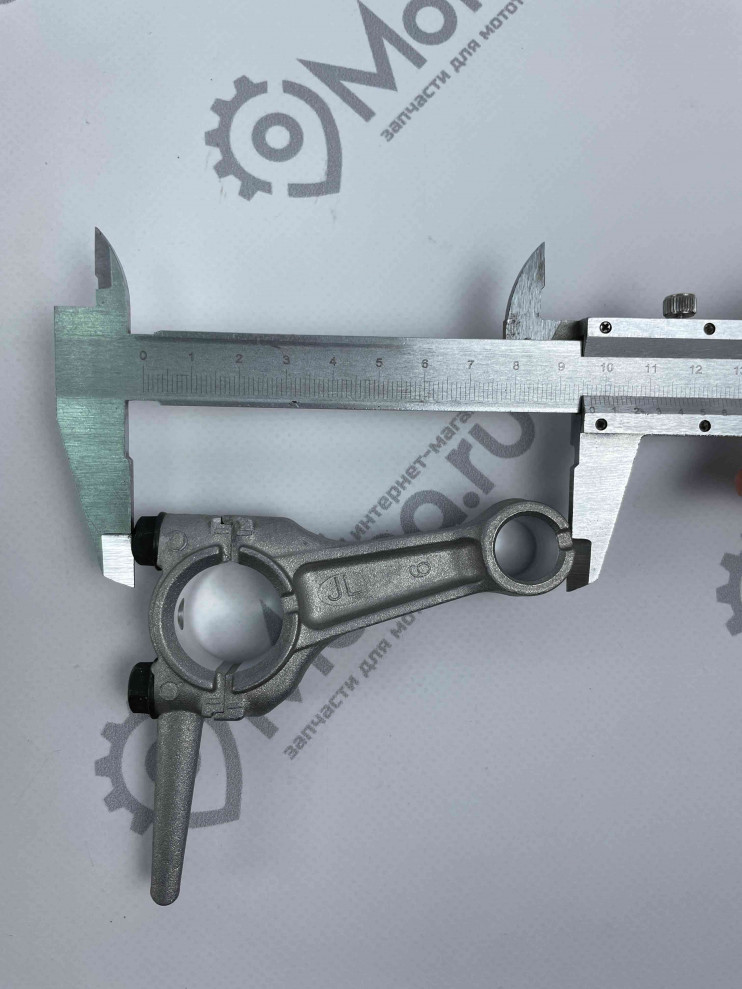 Шатун 156F в сборе