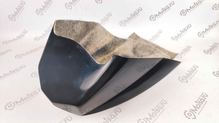 Обтекатель передний со стеклом черный