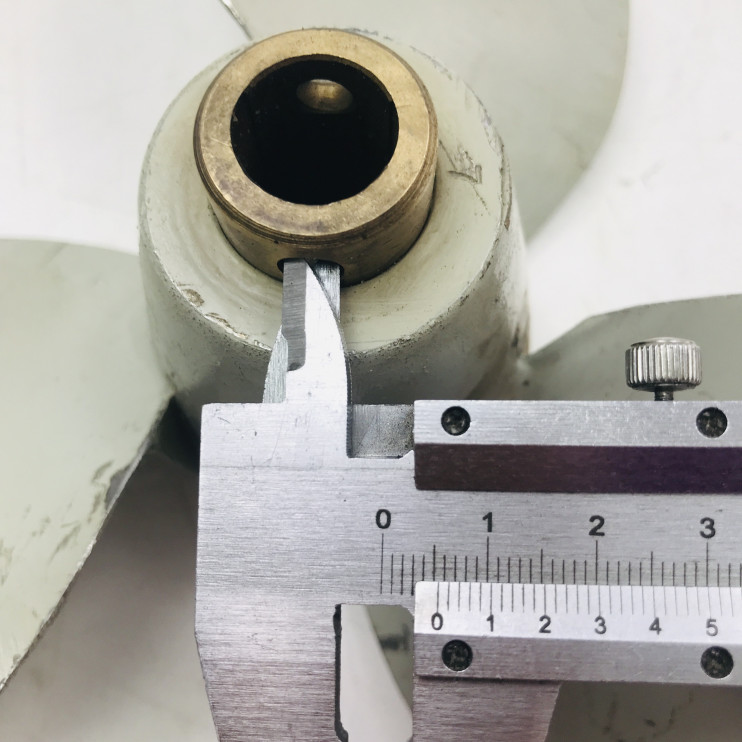 Винт Нептун 220 серый 160602700