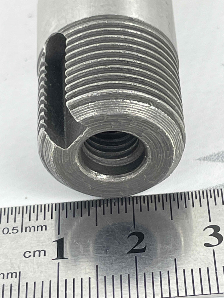 Вал промежуточный КПП SR1Z-135Е