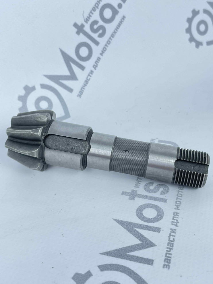 Вал промежуточный КПП SR1Z-135Е