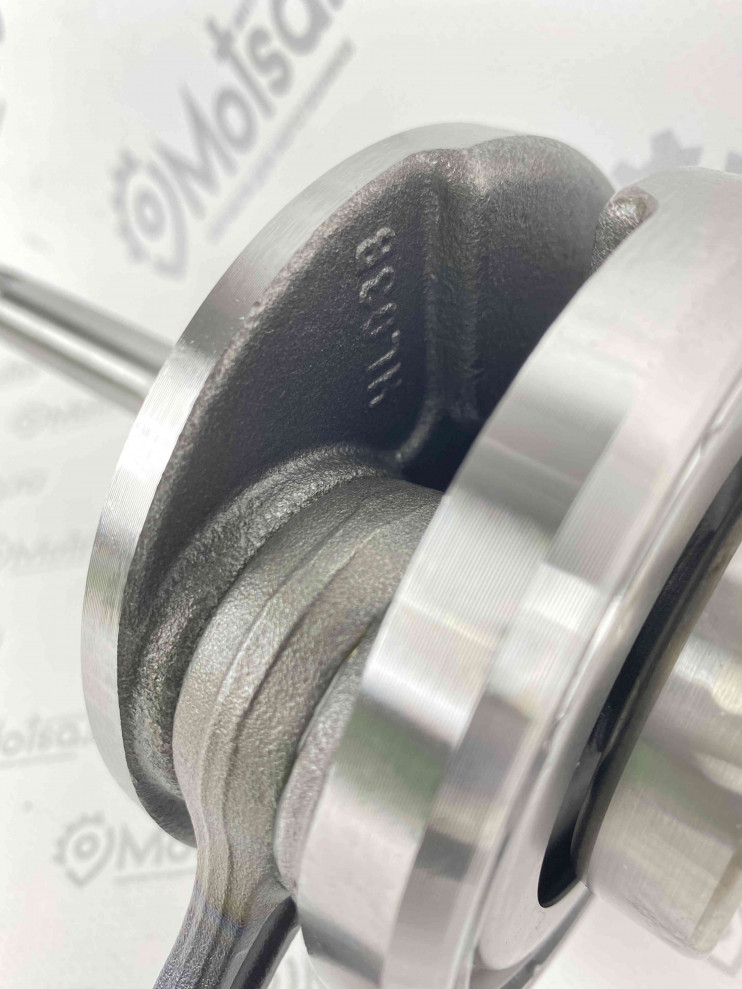 Коленвал 152QMI 157QMJ с подшипниками + 2-е звезды