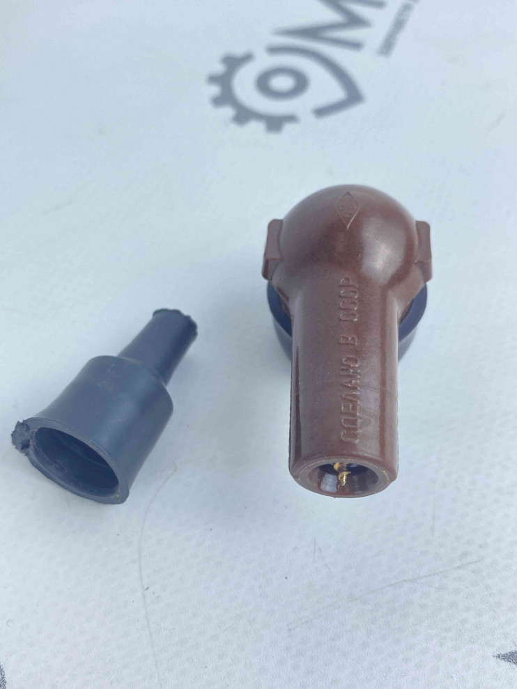 Колпачок в-в с короткой юбкой 10 кОМ