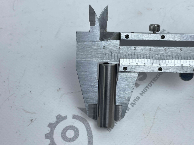 Направляющая клапана головки цилиндра для двигателя R175, R180