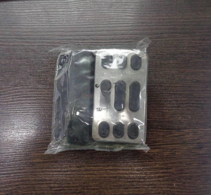 Резинки подножки водителя Дельта алюминевые