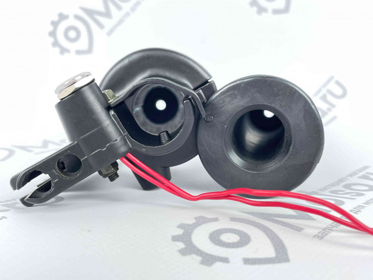 Ручки руля с выключателем и рычагом тормоза веломотор F50-F80