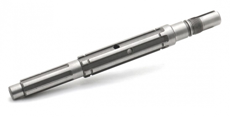 Вал ведущий КПП SR1Z-135Е