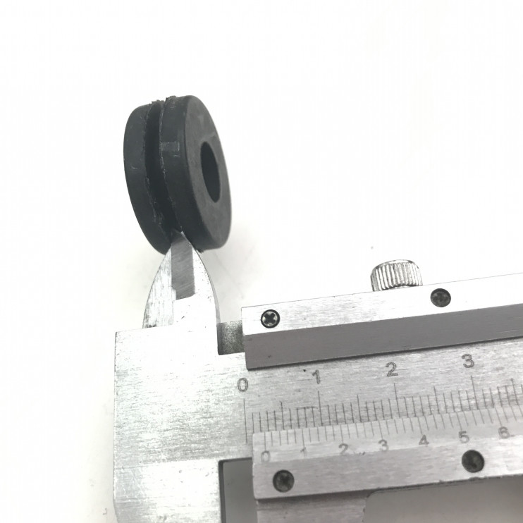 Втулка мотоцикл Иж крепления щитка приборов резиновая