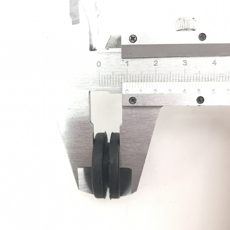 Втулка мотоцикл Иж крепления щитка приборов резиновая