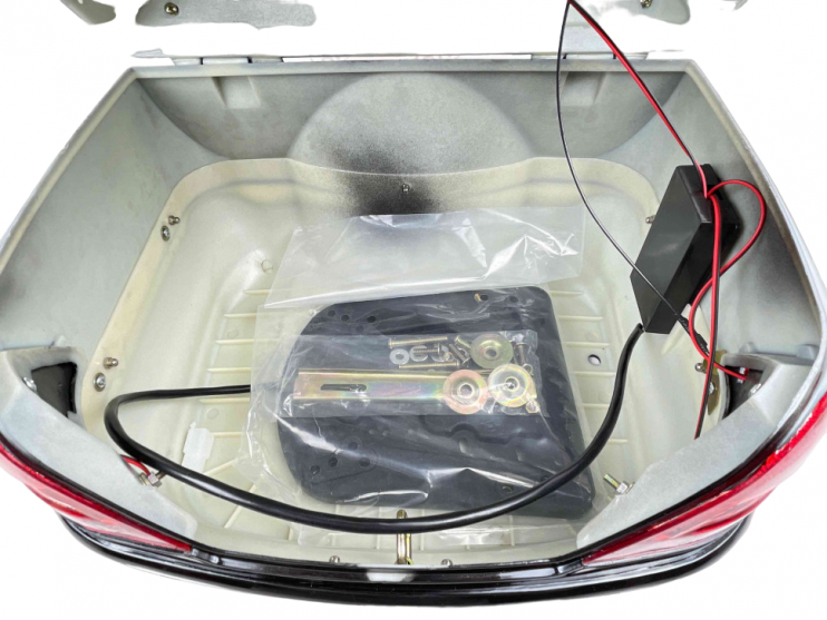 Кофр задний ящик 26л. ZH-807X глянцевый