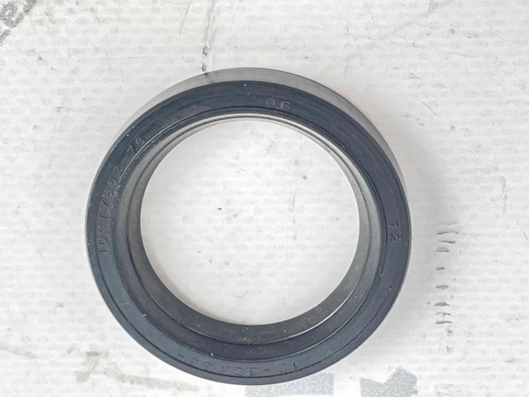 Сальник мотоцикл Минск пера вилки старого образца манжета 1.2-32х44-1
